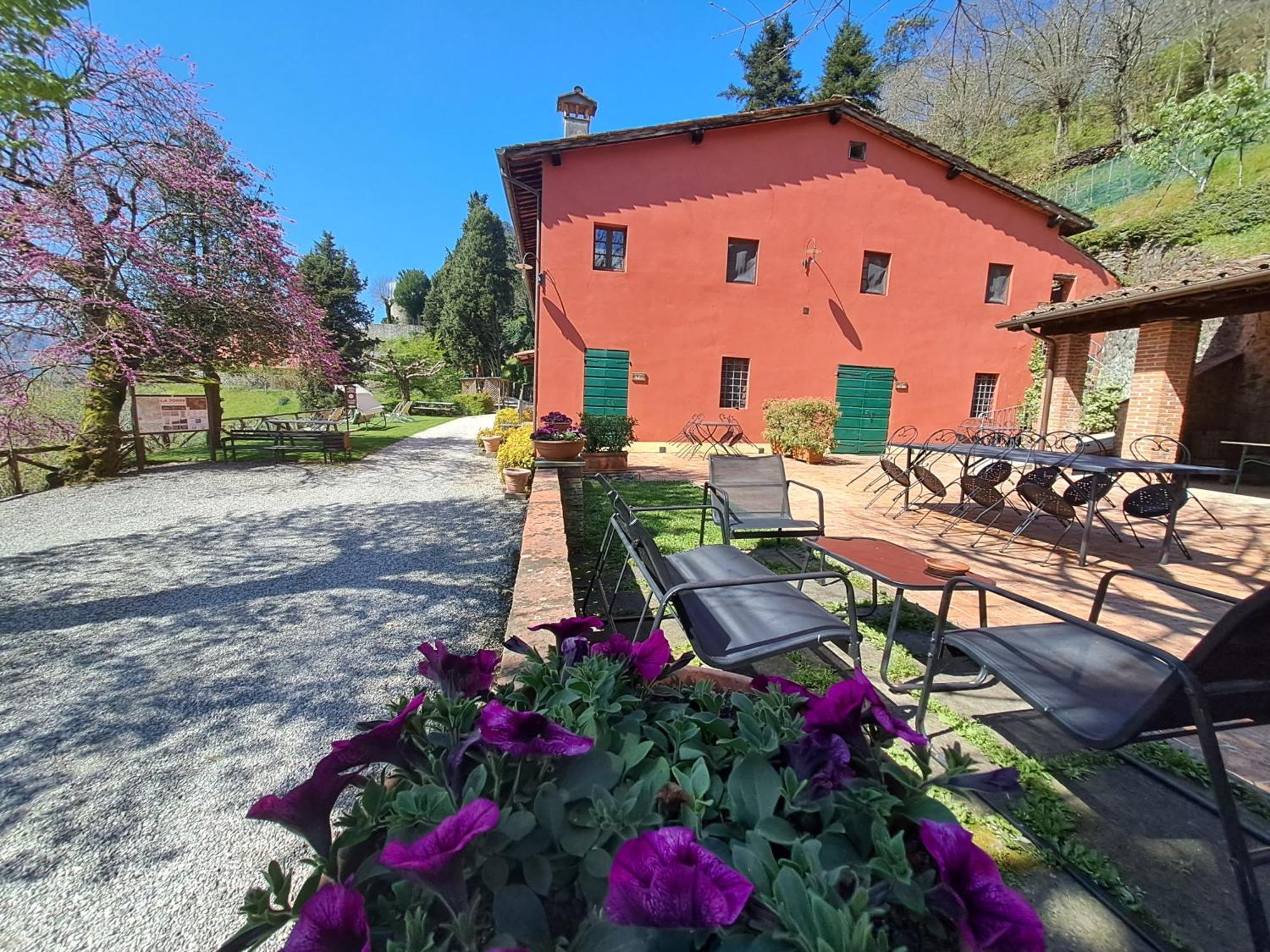 Agriturismo La Torre バーニ・ディ・ルッカ エクステリア 写真