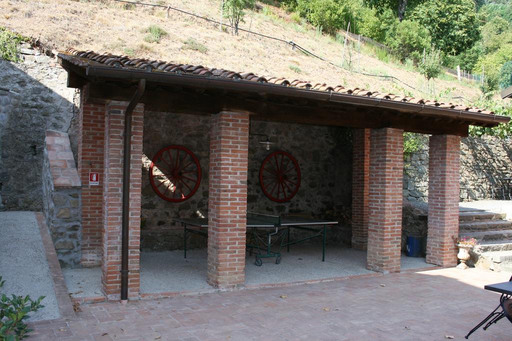 Agriturismo La Torre バーニ・ディ・ルッカ エクステリア 写真